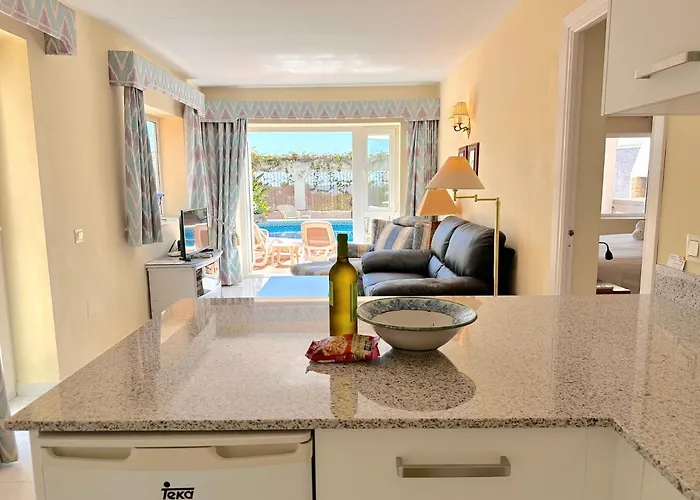 Chimenea 15 Private Pool & Parking By Casasol شقة